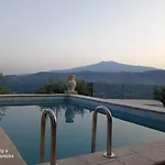 Holiday home With Pool Near Mt Etna *