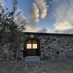 Holiday home With Pool Near Mt Etna Gaggi
