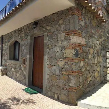 Holiday home With Pool Near Mt Etna *